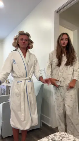 GEAUX REBS 🩵❤️ #hottytoddy #gorebs #lsu #olemiss 