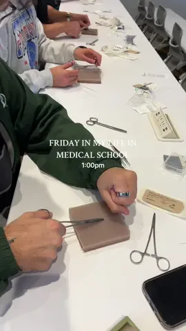 Spend a Friday with me in medical school 💘 @Anki Remote #fyp #medicalschool #foryou #medicalstudent #medschool 
