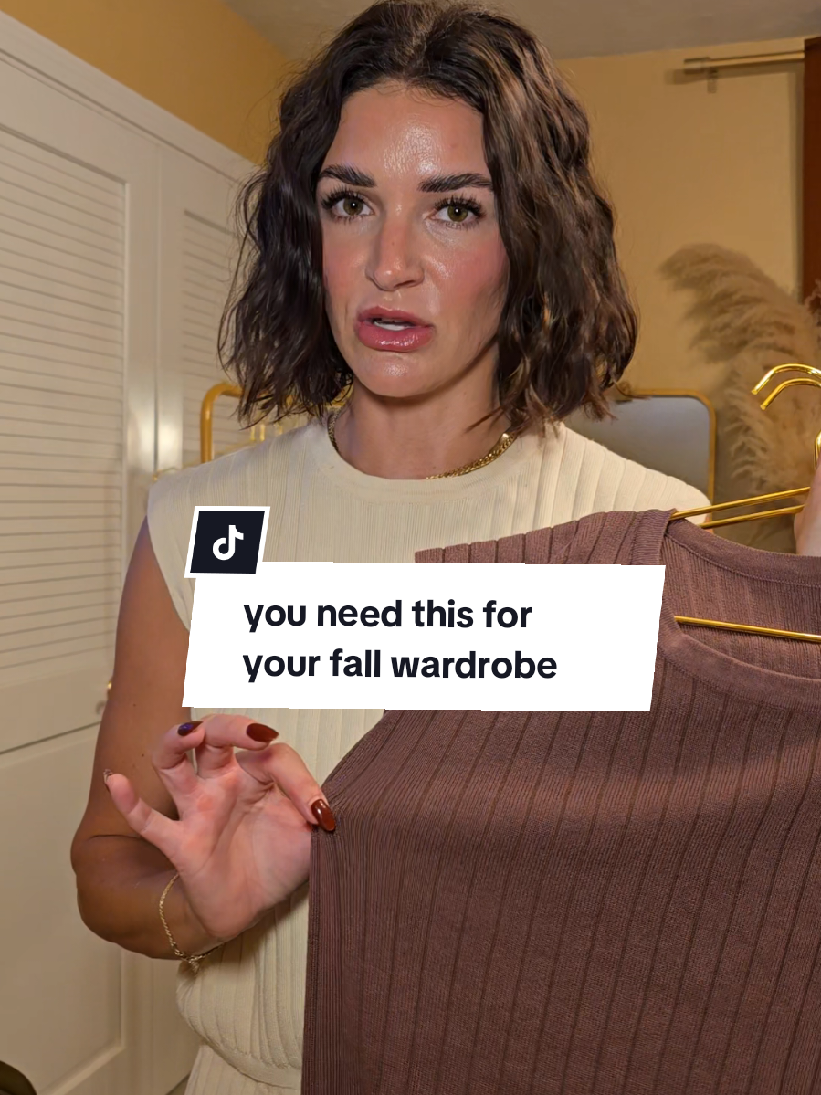 my favorite lounge wear set from @SCUSTY is on SALE! I wear these year round and am obsessed #matchingset #loungewear #loungeset #neutralaesthetic #scusty 