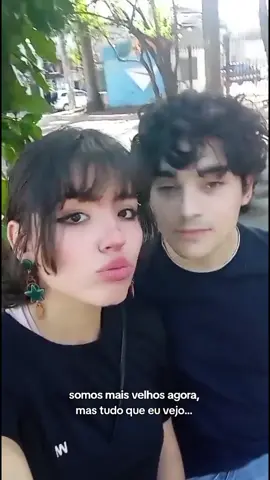 e hoje moramos juntos ❤️‍🩹 tínhamos tudo pra dar errado, emocionados, jovens, 1320km de distância e principalmente duro de grana. mas quando é pra ser, será. com muita persistência, hoje estamos juntos a quase 3 anos(1 não conta, pq terminamos da primeira vez kkkk) de namoro e quase 1 morando juntos, enfim, se você ama alguém, não desista por uma simples distância. #fy #fyp #webnamoro #namoroadistancia #teamoaugusto 