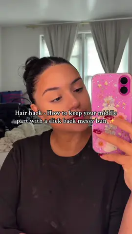 Messy bun in under a minute #fyp #hairstyle #hairtutorial #grwm #fallhairinspo 
