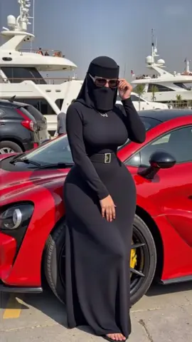تمر السيارة بسرعة، لكن قلبي يتوقف عند شعور #cars_ksa #فتاة_محجبة_في_السيارة #arabgirl #hijabgirl #luxurycars #fashion #arabic #اكسبلور