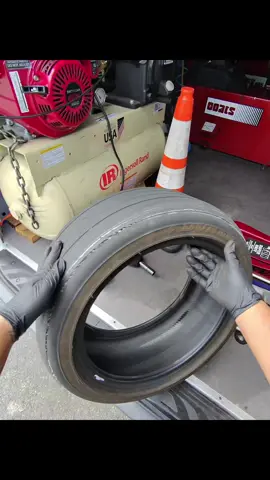 Another happy customer with his new tire 🏆 dm us for mobile pricing #mobiletireshop #tireshop #fypviral #pov #mobileservice 