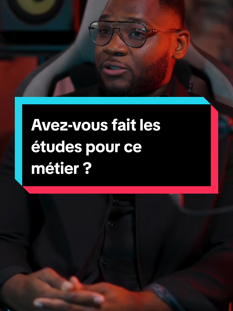 Suite de l'interview 🙂                      #gabon🇬🇦 #france🇫🇷 #interview #filmmaker #parcour 