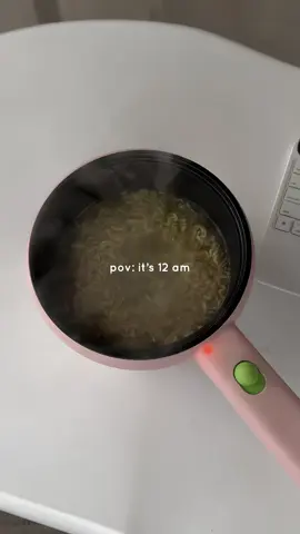 super love ko talaga etong dreepor electric cooker na to! 😩 #dreepor #dreepormultifunctionalcooker #dreeporelectriccooker #electriccooker #midnightsnack 