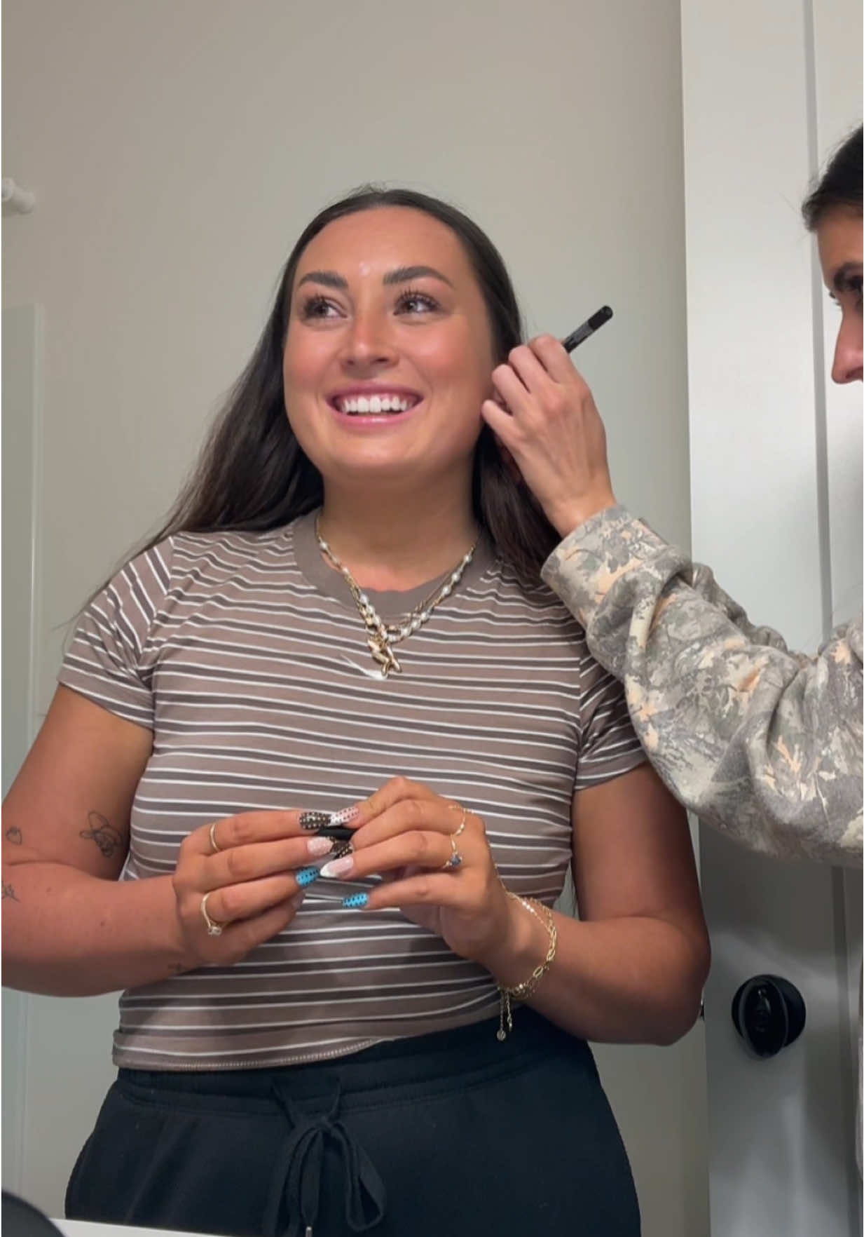 always the best shenanigans with Maddie girl 😂😭 #piercing #earpiercing #Vlog #friends 