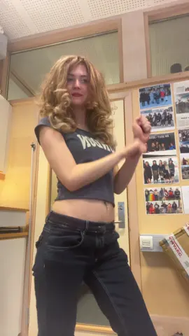 I look so silly but i love katseye so its okay #katseye #fypシ゚ #blowout #OOTD #dance 