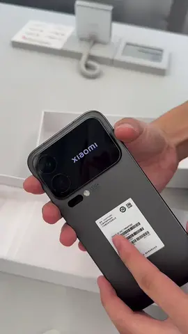 Unboxing Xiaomi 17 Pro Max #xiaomi17promax #unboxing #Xiaomi #techreview #android 
