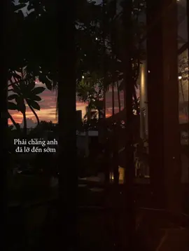 “Phải chăng anh đã lỡ đến sớm một vài kiếp người để yêu em …” _ Người như anh xứng đáng cô đơn _ #nhachay #lyrics #moingaymotbannhac #atsh #vucattuong #karik #negav #ngokienhuy #jeyb 