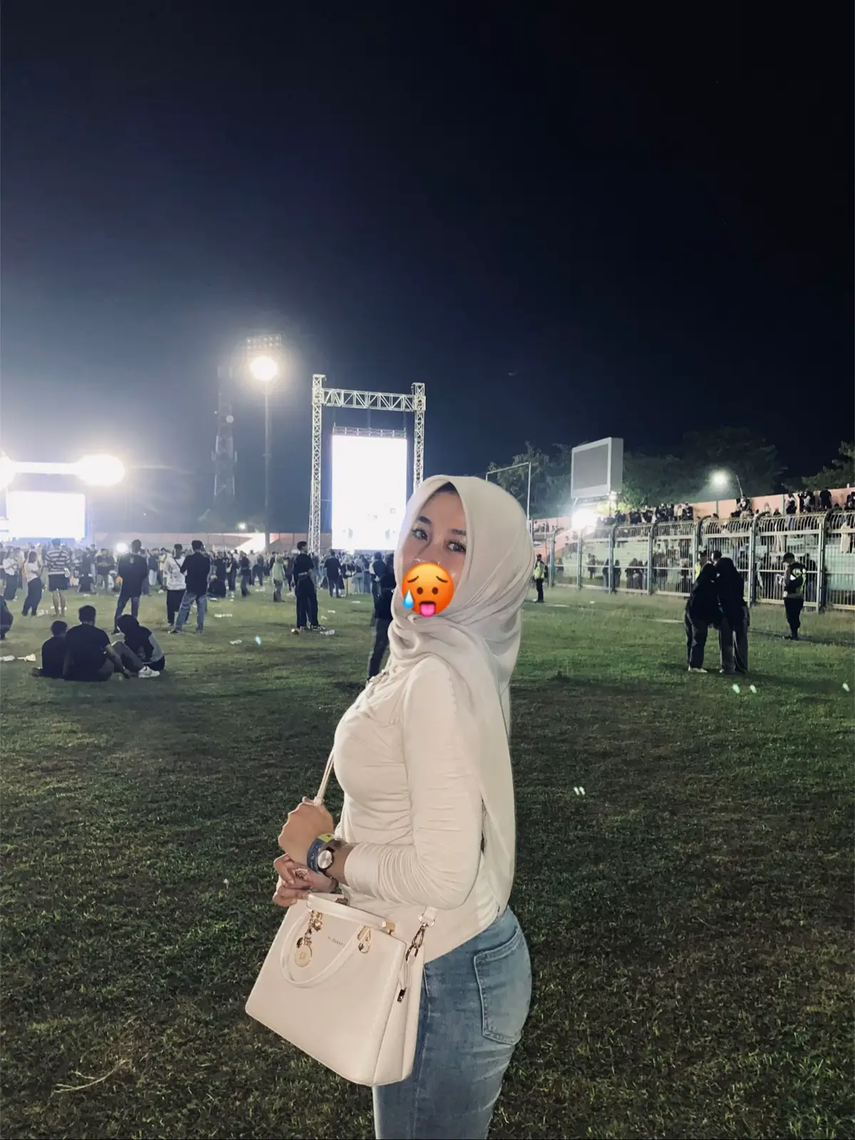 outfit aku spill disini@iqis 