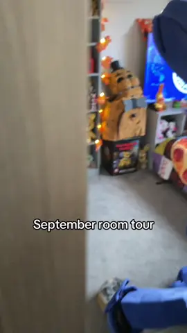 #fnaf #fnafcollection #fnafroomtour #fnafrooms @❤️‍🔥FNAF❤️‍🔥 @FNAFGUY @Mitch-a-print @~♡★★glamrock chica★★♡~ @FNAF Tok🐻🐰🐔🦊 @⚙️Afton Robotics⚙️ @chica 