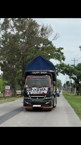 #trukindonesia #rebeccaconcept #trukmodifikasi #trukmania #canter 