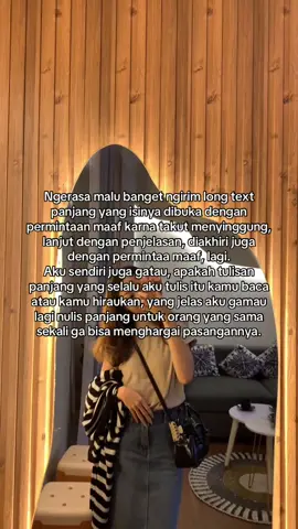 Beberapa kali tulisan panjang itu aku beri, sialnya dia tidak menganggap itu sebuah hal yg serius