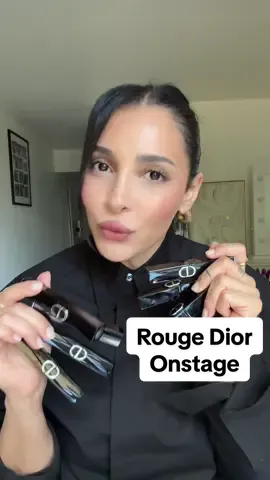 Rouge Dior On Stage @Diorbeauty !publicité** Swatchs et avis de ce nouveau rouge à lèvres intense, brillant, hydratant et longue tenue ! #lipstick #rougedior #diormakeup