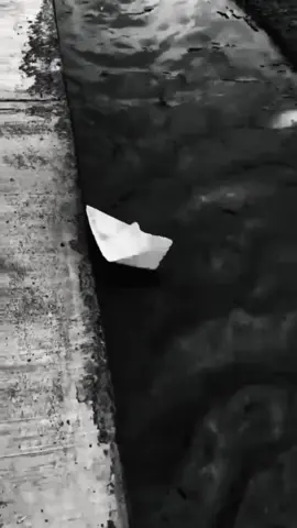 🍂 بچپن تھا تو دل آئینے کی طرح شفاف تھ 🌱اب تو ہر جذبہ وقت کے ساتھ آدھا رہ گیا۔🍂 .                   #creatorsearchinsights #viralvideo #satisfying #fyp #storytime 