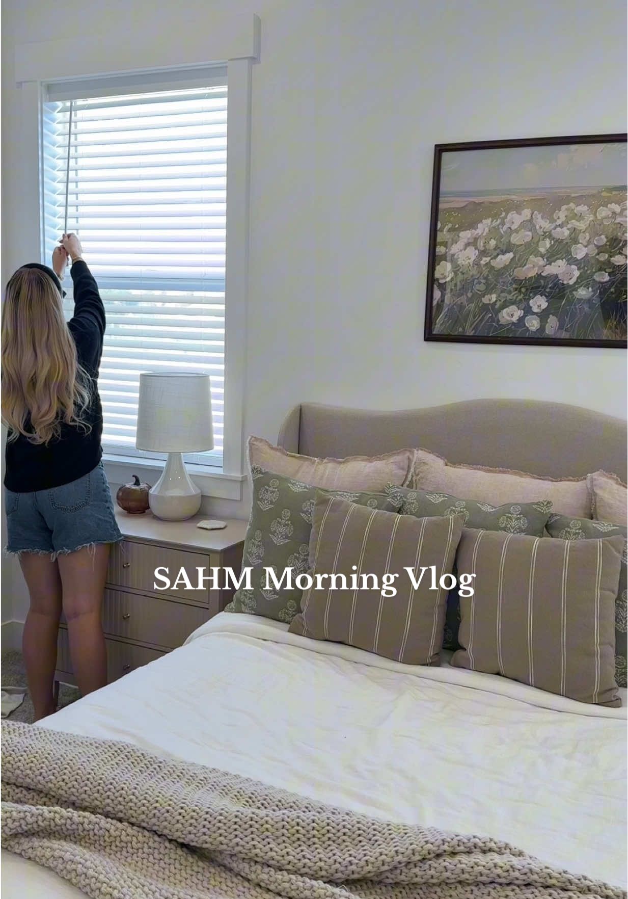 A realistic morning in my life full of cleaning, cleaning up after my toddler, and caffeine 🤪 #sahm #morningvlog #toddlermom #firsttimemom #relatable 