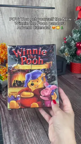 Girls Run to Pandora right now 😍💙🍯 #winniethepooh #winniepooh #adventcalendar #christmas #adventkalender 