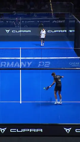 𝙡𝙤𝙘𝙪𝙧𝙖 on court 🤯 #PremierPadel #GermanyPremierPadelP2 