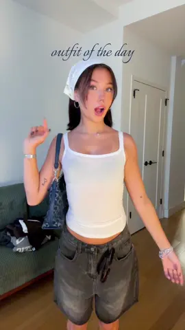 fit to go explore the city #OOTD #outfitinspo #nyc #fyp 