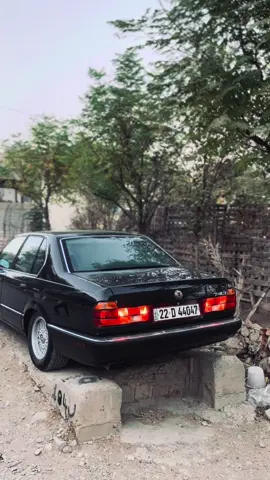 740i⚰️🖤
