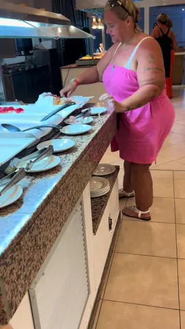 All inclusive 😂👏🏼 #jet2holidays #allinclusive #fyp #viral #cake @Cheryl Stanley 
