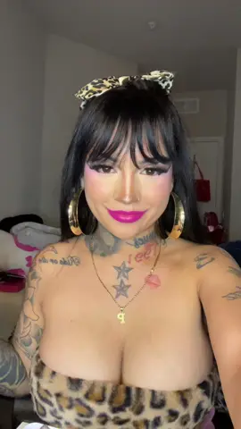 She’s cute and comfy and supportive 