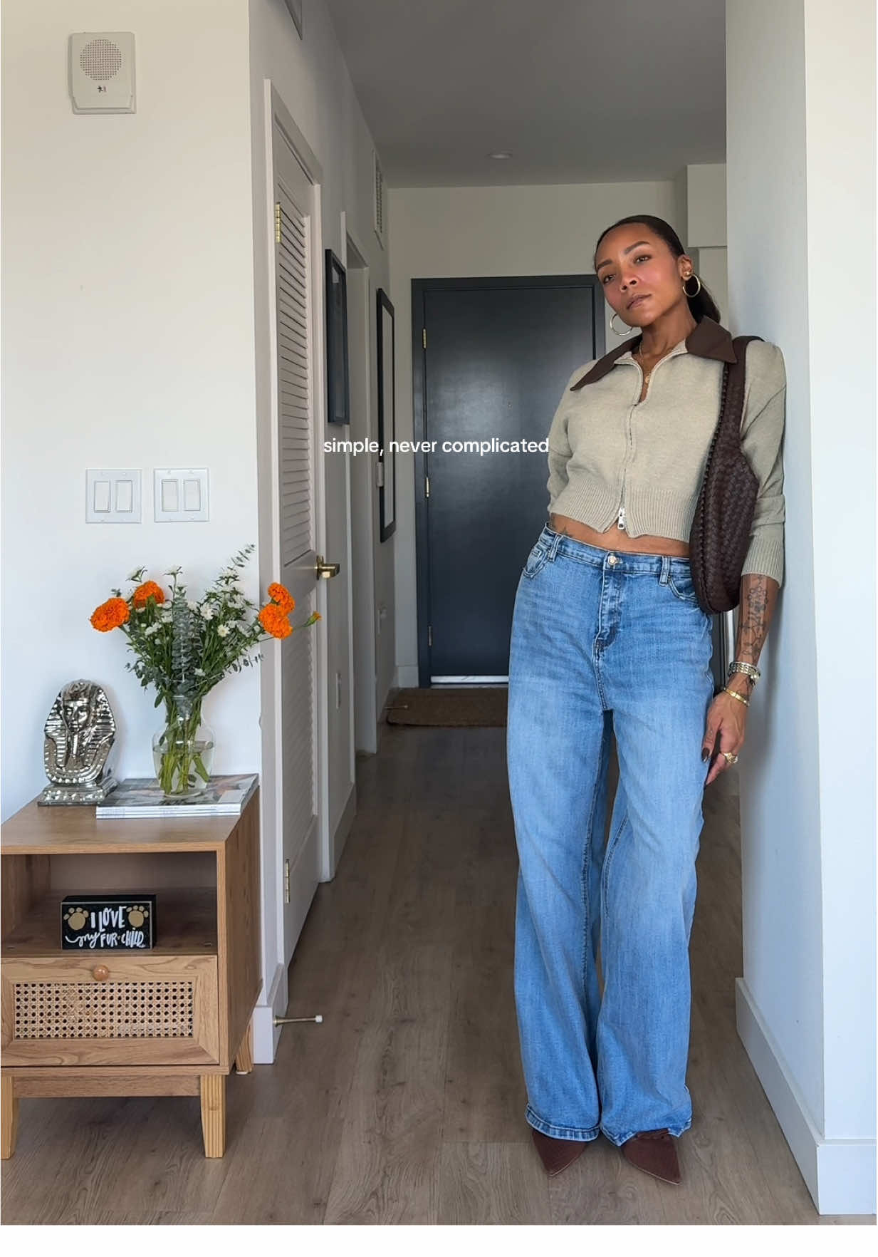 Day 6 of posting my outfits until I hit 5K besties 💕 I’m just a girl who enjoys simple fits 🤎✨ #stylediary #effortlessstyle #simplefit #falloutfitinspo #casualstyle 