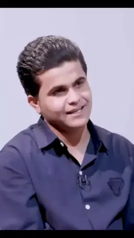 عَلى ياهِيه اعْذرك هَنه  وحَده أثنين ؟ هّو العينَه صَلفه تفيّدة التكحِل  شسَامح شغفِر ودگاتَك أنتَ هواي ! بگد دكاتَ  گلبي الشاردَ  ويختِل 💔😭#عباراتكم_الفخمه📿📌 #ستوريات_حزينه_😔🖤 #محبين_الشعر_الشعبي_العراقي #حزن_غياب_وجع_فراق_دموع_خذلان_صدمه #شعراء_وذواقين_الشعر_الشعبي🎸 @مجهولة الشخصيه 