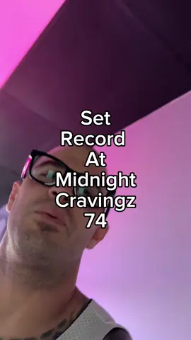 🚨If you can beat the record of 74 points in 30 seconds at @Midnight Cravingz I will buy your next couple of cookies 🍪 #recordbreaker #midnightcravingz #fyp #athlete #beatme 