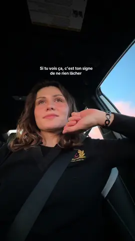 Il faut continuer, quoi qu’il arrive. 💪 Si cette année m’aura appris quelque chose c’est de ne jamais rien lâché et que toute ta vie peut changer en un claquement de doigt, il ne faut jamais rien lâcher ❤️‍🩹 #HealingJourney 