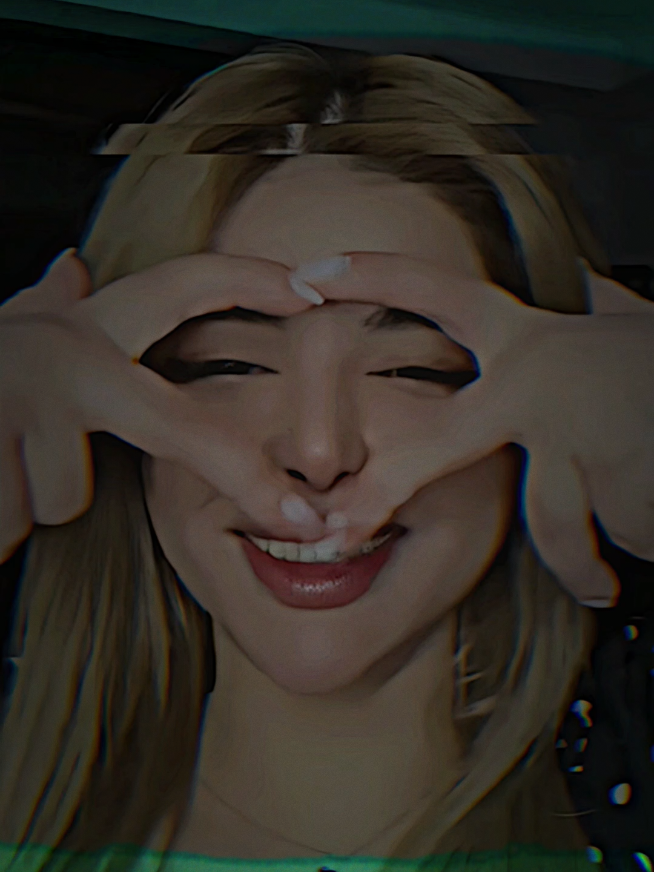 ليش احبك 🥺🙇🏻  @داليا خالد 🇮🇶 . #اكسبلور  #fyp  #شعب_الصيني_ماله_حل😂😂  #foryou  #داليا_خالد🇮🇶 