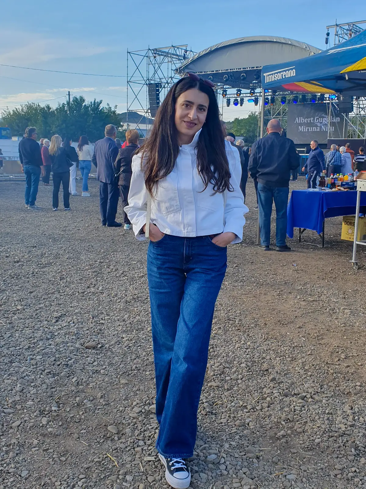 Good times and fair vibes 🎊🌭  #festivalulcarnațilordepleșcoi #me #weekendmood #havefun #familytime 