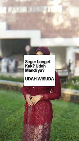 Ga komplit kalo belum jj #graduation #wisuda #ipb 