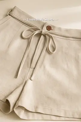 Classic shorts 🩳 #Classic #shortsforwomen #linen #tiktokmademebuyit #outfitideas 