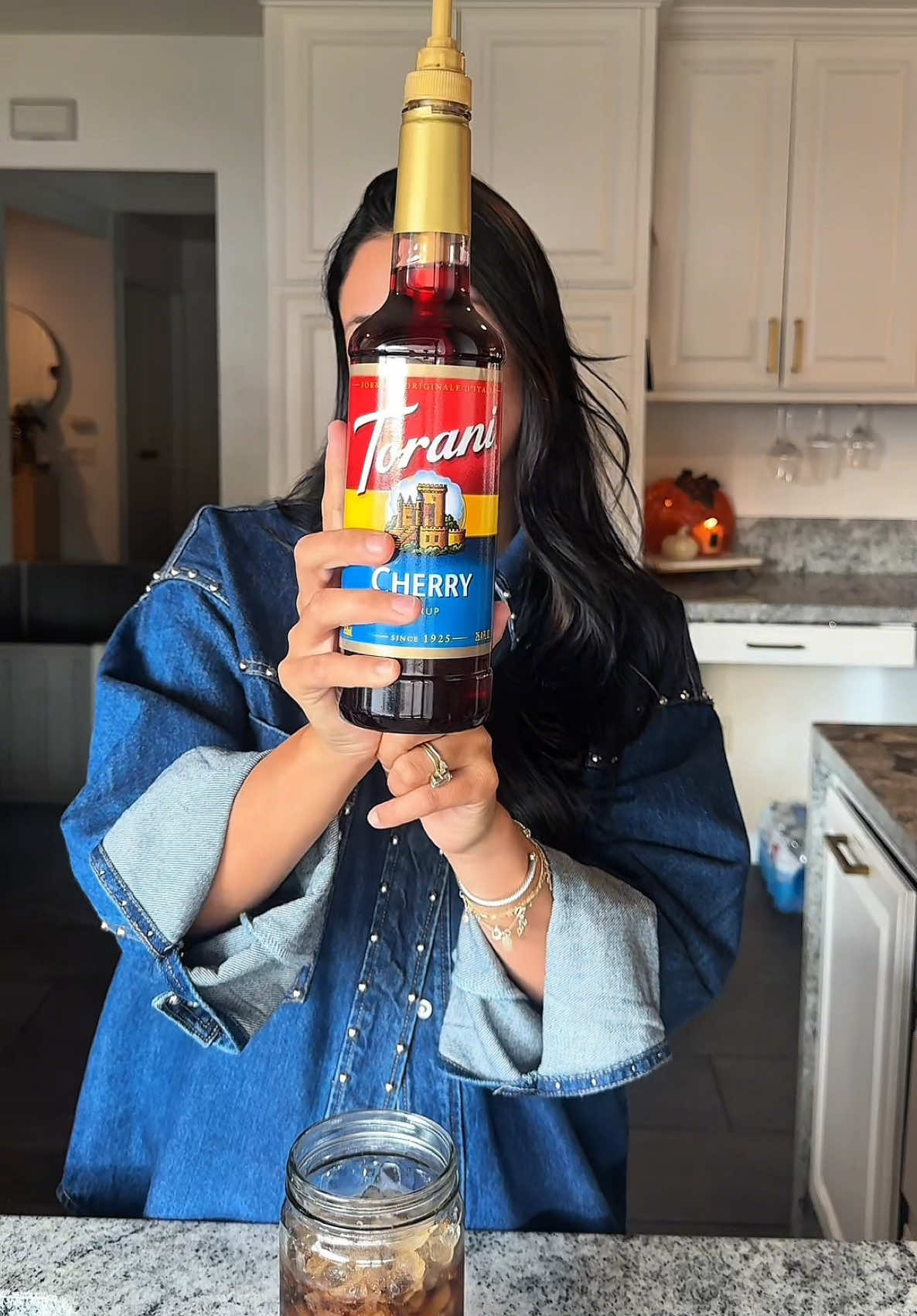 Heheh my favorite sweet treat 🍒🥤 you HAVE to try!!! #dirtysoda #drpepper #truelime #secretlivesofmormonwives #swigsoda 