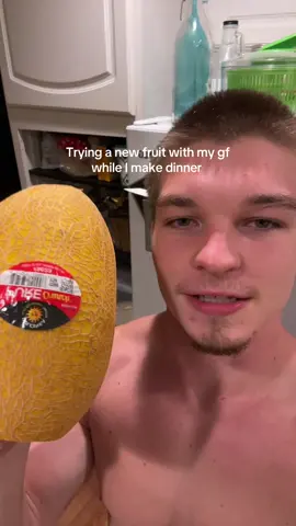 Is this that common of a fruit that they don’t need to label it and I’ve just never heard of it ? #fruit#tastetest#marz 