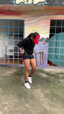 Tag your favorite dancer Dc:Chariri  #chariri 
