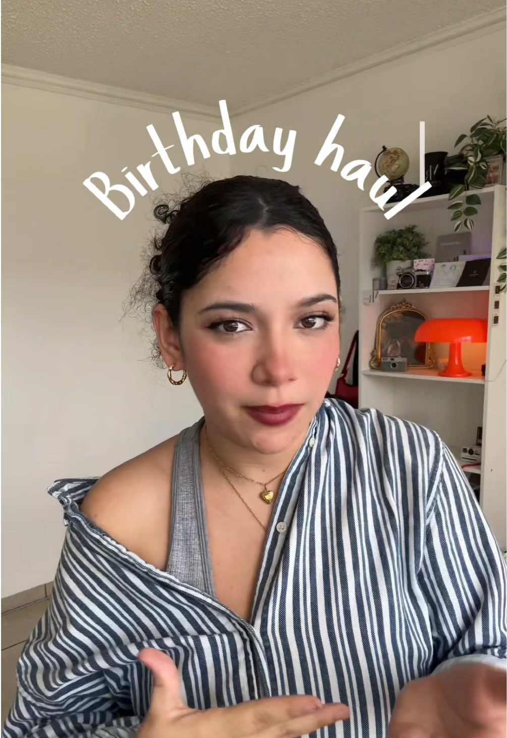 Birthday Haul de una fotógrafa profesional 🎂📸⭐️ featuring: @twenty one pilots | @raybanmeta | @Kodak Plus | @Polaroid | @Loop Earplugs US | @Spider-Man Movie  Me encanta cuando los regalos conectan con mi vida de fotógrafa. Si tienen un fotógrafo/a en su vida, aquí hay un par de ideas de regalitos que nunca fallan.  Keywords: Milo Ramirez, Puerto Rico, Rayban metas, Kodak Pixpro wpz2, viral camera, polaroid flip, loop earplugs, twenty one pilots, breach tour, 26 birthday haul, haul de cumpleaños, haul 