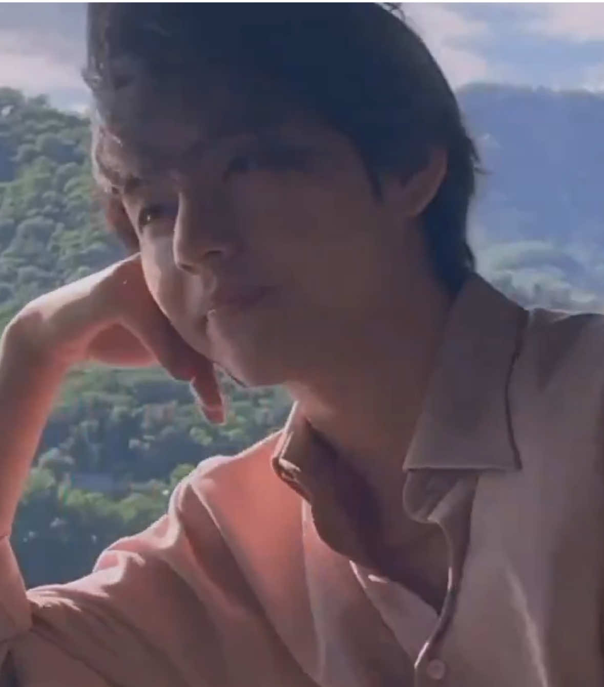 There are so many people in this universe, but how strange that you’re the one who’s my soulmate #soul #taehyung #fyp 