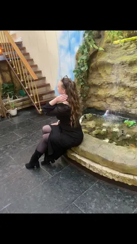 Вистава за двома зайцями ! Неперевершена гра акторів , шикарна атмосфера, яке втілення в ролі , я в захваті - неймовірно круто 🥰#театр #акториукраїни #комедія 