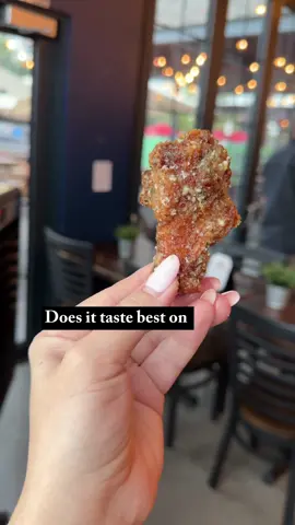 New wings flavor: garlic parm…  Also can add it to your fries #vegas #lasvegas #vegaslocal #wings 