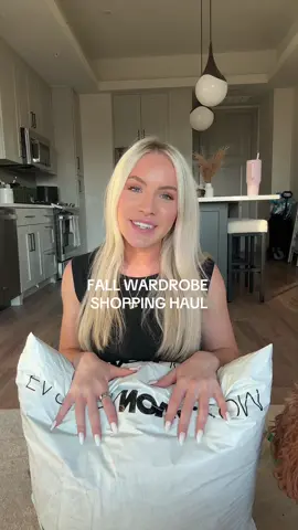 @Fashion Nova since I moved from Arizona, I literally have no warm clothes lol I know dallas won’t get cold for a while but shopping early for fall never hurt anybody;) @@White Fox Boutique@@EGO FASHION@@Meshki@@Aritzia@@Oh Polly@@Princess Polly@@Ulta Beauty@@Fenty Beauty@@rhode skin@@Thats So Fetch@@Missguided@@SKIMS