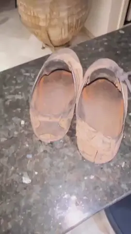 الحذاء 👟الأسطوري 🥲 #الجيل_الذهبي #الجيل_الذهبي🏆 #الجيل_القديم #الزمن_الجميل #الزمن_الجميل_زمن_الطيبين 