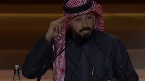 سهل جدا ألاقي من يعوض خيبتي ويّاك .    #شريان_الديحاني #تيم_المصممين #جـــٓـفـَـا 