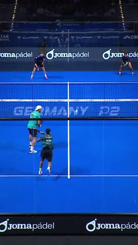 that's why they call him Magic 🐍☄️ #PremierPadel #GermanyPremierPadelP2 