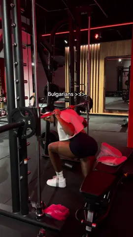 #bulgariansplitsquat #gluteworkout #legdayworkout #gymmotivation #GymTok 