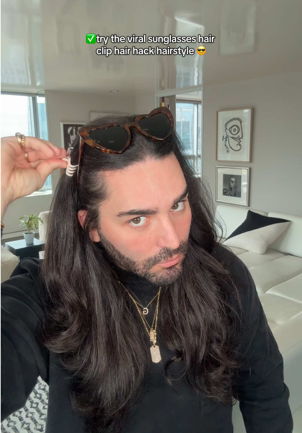 waaaait, it’s that easy 🤯😎🤯 this half down half up hairstyle hair hack with the mini hair clips is why we love hairtok so much 🤯😎🤯