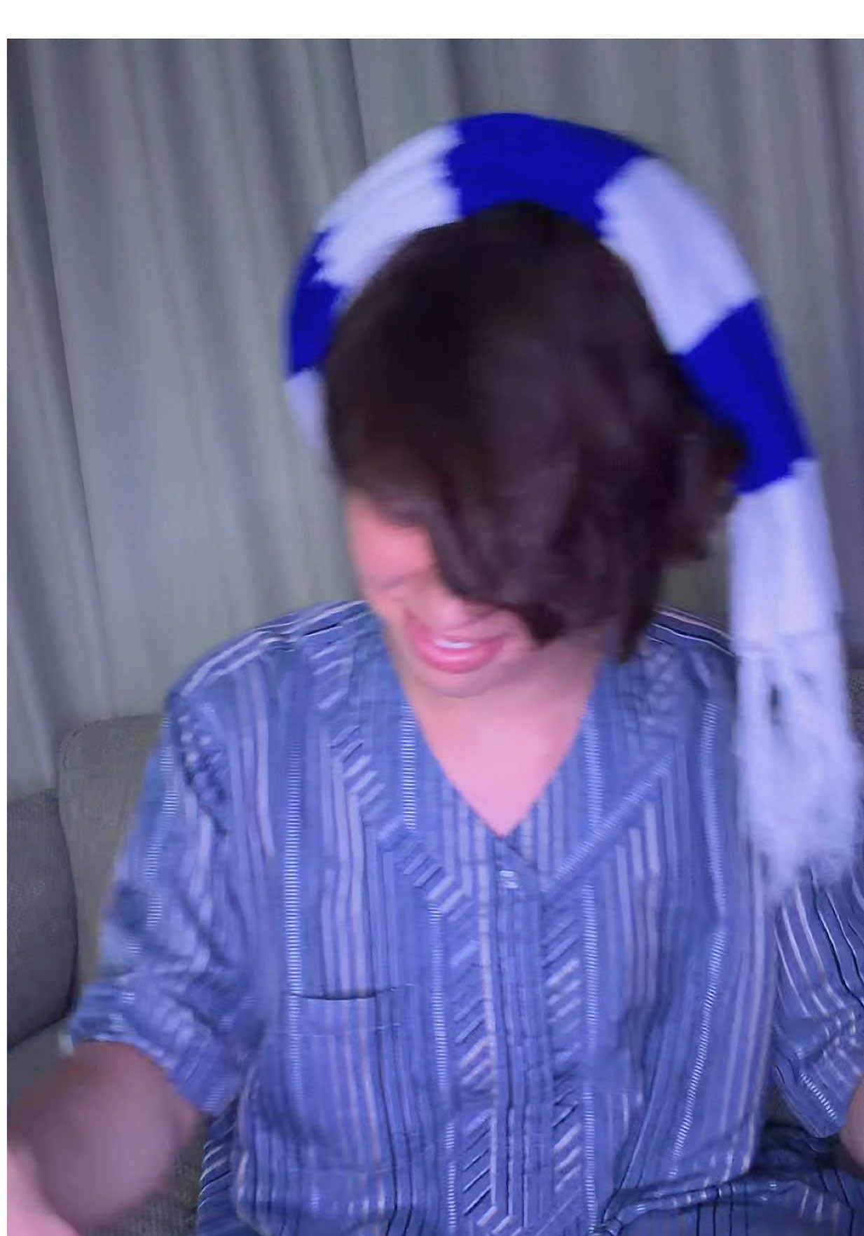 شكلي بدوي بالثوب النوم؟