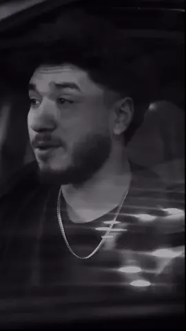 متخليش حد يضمنك 🖤#مشهور_بالحزن #شعر_حزين #نجم #مصمم_نجم #مصمم 