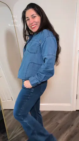 The oversized denim jacket you need. #jeansoutfit #jeansjacket #jacket #fashion @Midiross 